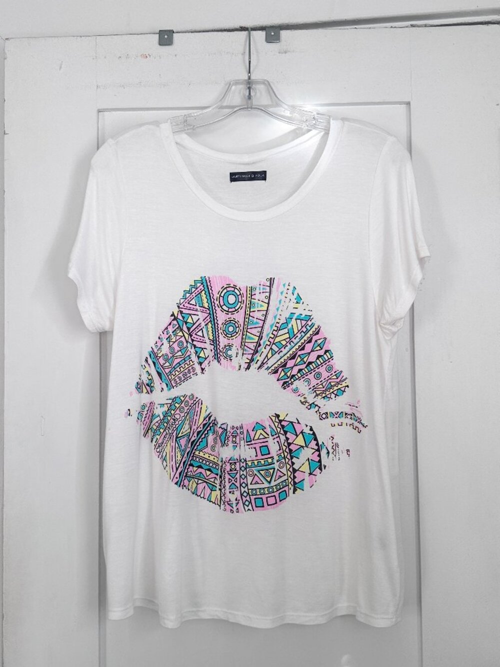 Lauren Moshi x AQUA Graphic Lips Tee – Size M – NWT